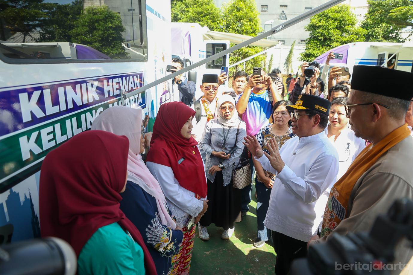 Pemprov Luncurkan Klinik Hewan Keliling Demi Jakarta Bebas Rabies